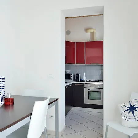 Trilo_mina 3 Apartment